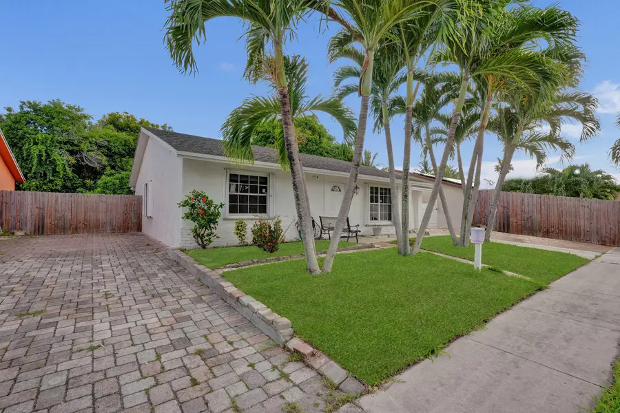 6134 E Wauconda Way E, Lake Worth, FL 33463 - #3