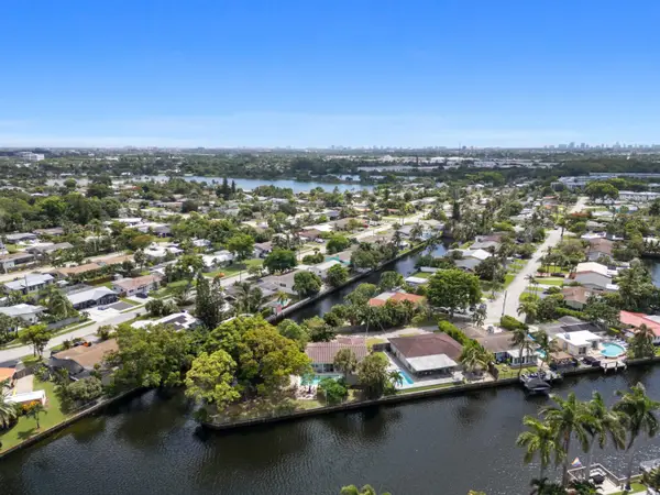 2060 NW 37th Street, Oakland Park, FL 33309