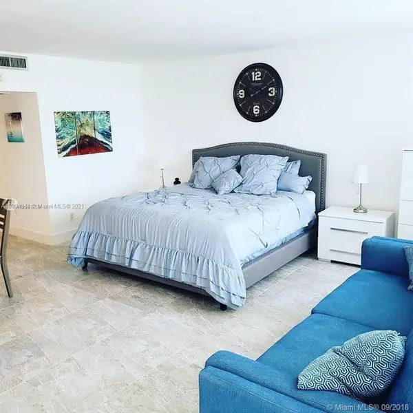 100 Lincoln Road #707, Miami Beach, FL 33139