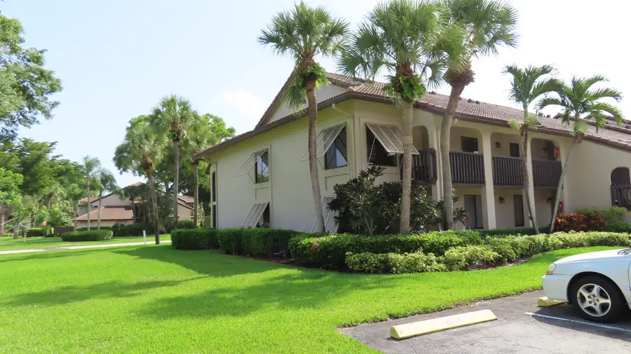 10101 Mangrove Drive #201, Boynton Beach, FL 33437 - #2