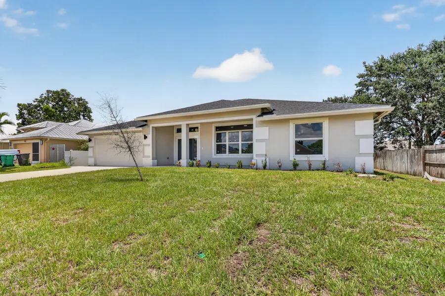 655 SW Seagull Terrace, Port Saint Lucie, FL 34953 - #2