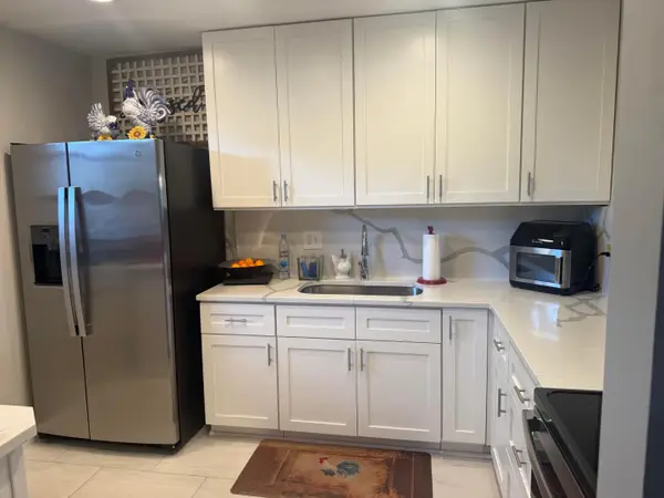 112 Lake Constance Drive, West Palm Beach, FL 33411