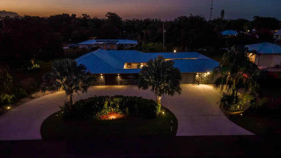 3504 Fontaneda Avenue, Fort Pierce, FL 34947 - #2