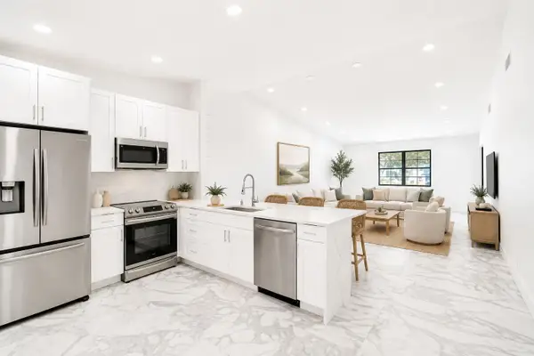 6128 Kings Gate Circle #B, Delray Beach, FL 33484