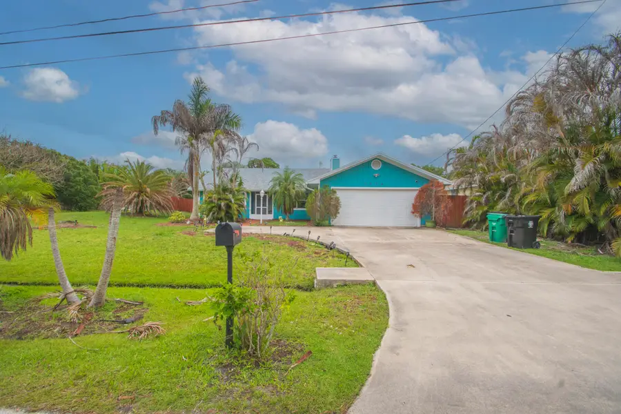 2674 SE Tiffany Avenue, Port Saint Lucie, FL 34952 - #3