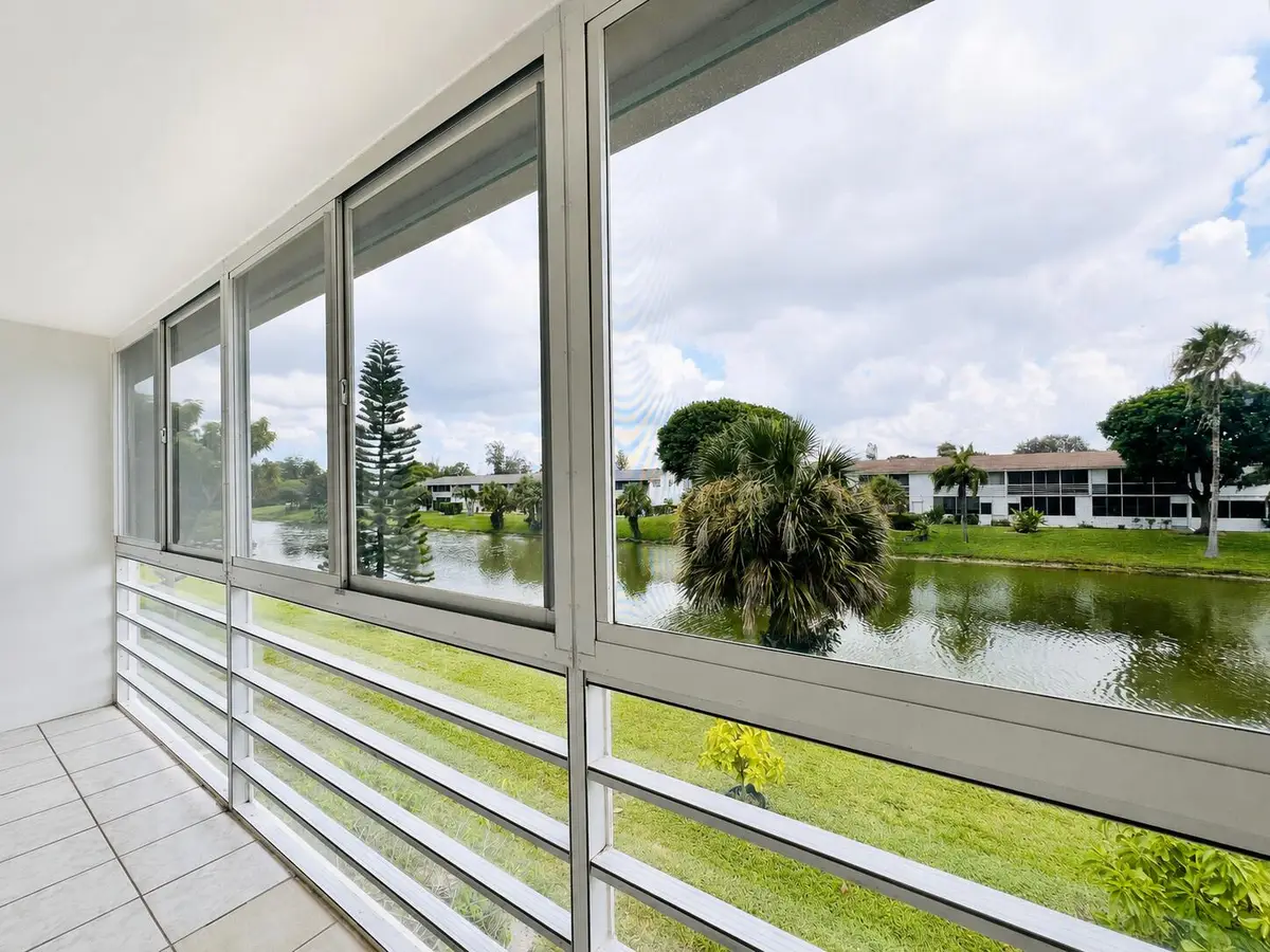 131 Camden F, West Palm Beach, FL 33417 - #1