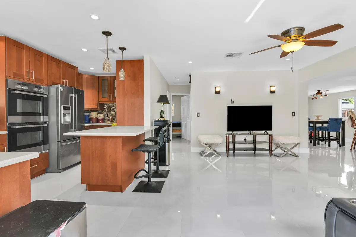 1218 SW 2nd Avenue, Pompano Beach, FL 33060 - #1