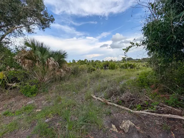3015 64th Street W, Lehigh Acres, FL 33971