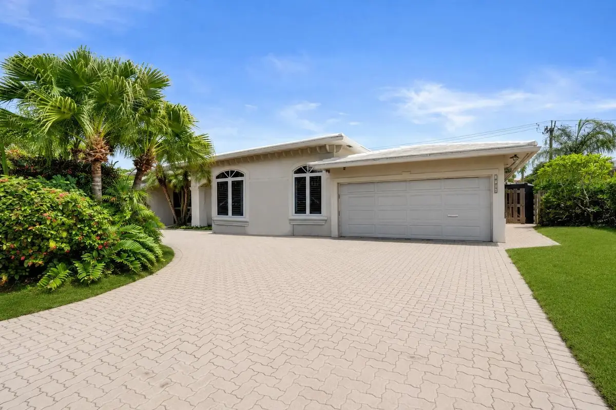 2756 NE 35th Street, Fort Lauderdale, FL 33306 - #1