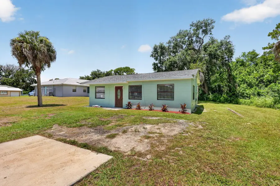 2205 N 44th Street, Fort Pierce, FL 34946 - #2