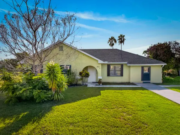 1462 SE North Balcourt Court Se, Port St Lucie, FL 34952