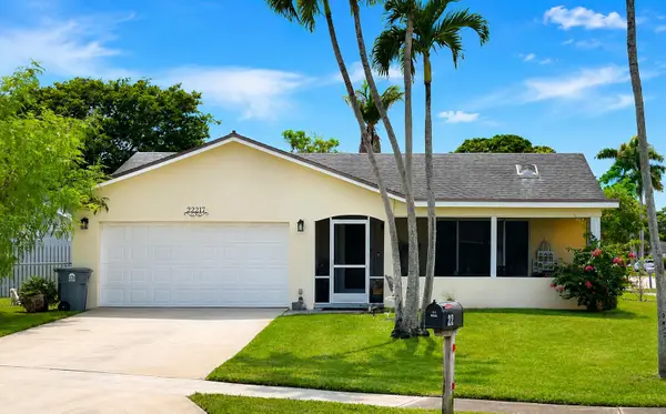 22217 SW 64th Terrace, Boca Raton, FL 33428