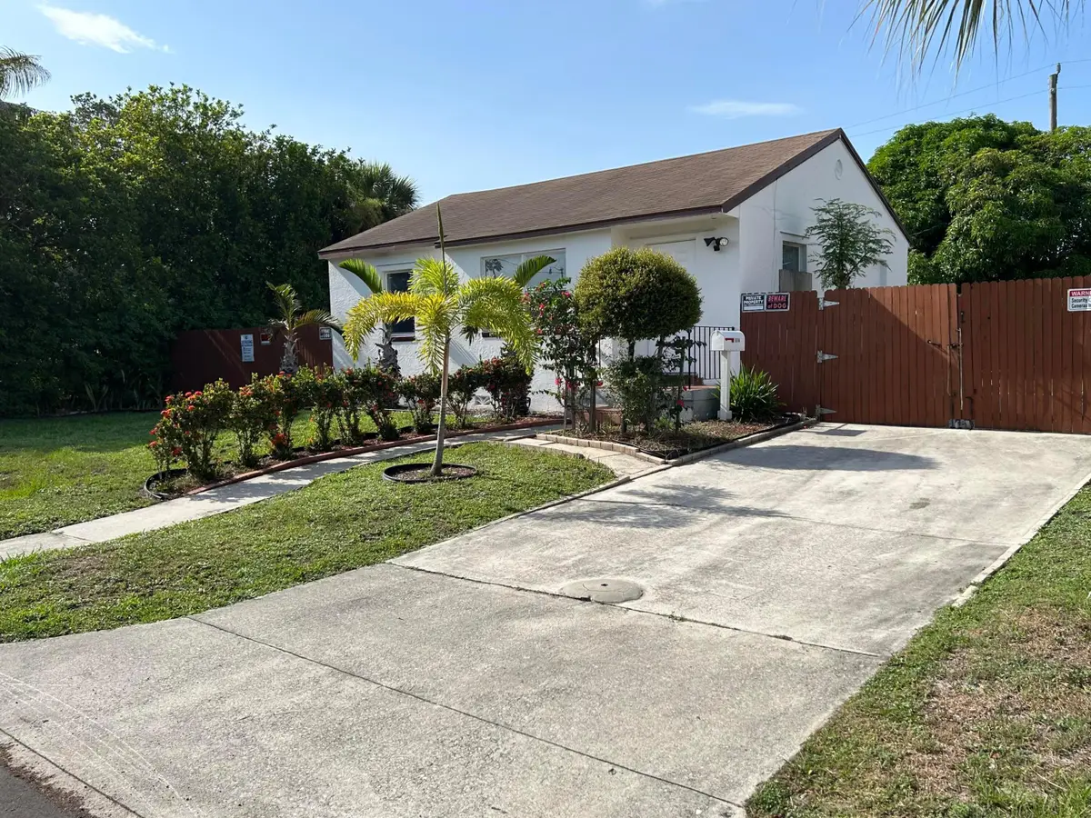 614 42nd Street, West Palm Beach, FL 33407 - #1