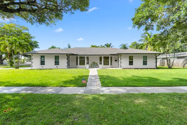 7381 NW 9th Street, Plantation, FL 33317