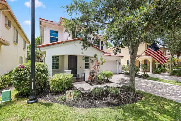 461 Pumpkin Drive, Palm Beach Gardens, FL 33410