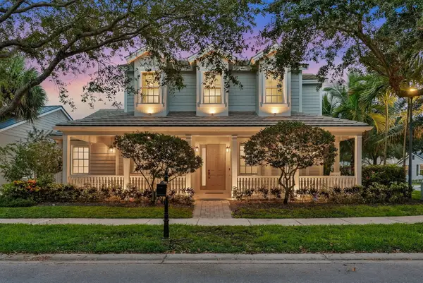 4762 Village Way, Davie, FL 33314