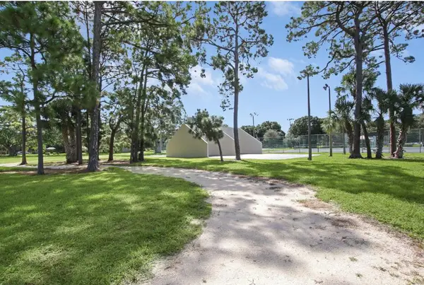 1901 19th Lane, Palm Beach Gardens, FL 33418