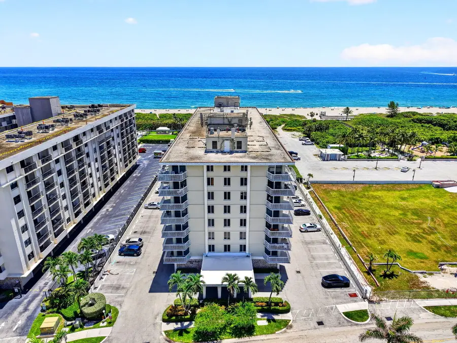 125 S Ocean Avenue #211, Palm Beach Shores, FL 33404 - #2