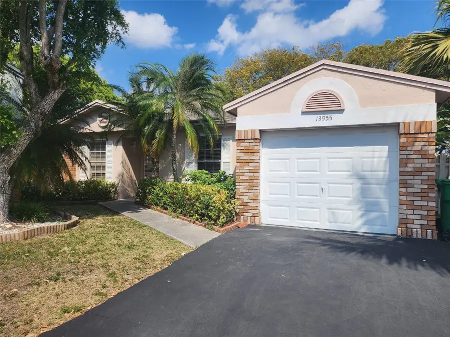 13955 Langley Place, Davie, FL 33325 - #2