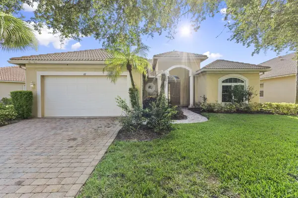 411 NW Sheffield Circle, Port St Lucie, FL 34983