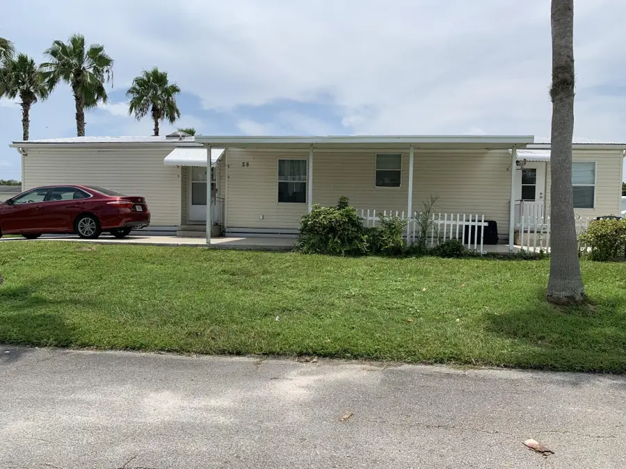 28 SE Flamenco Way, Port Saint Lucie, FL 34952 - #2
