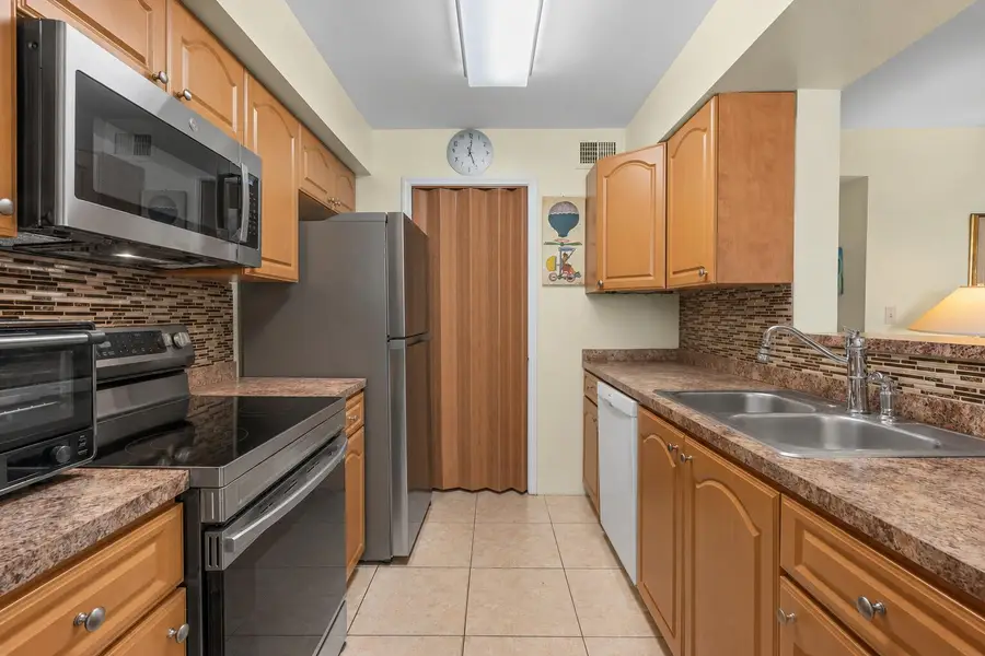 2361 NW 33rd Street, Oakland Park, FL 33309 - #2