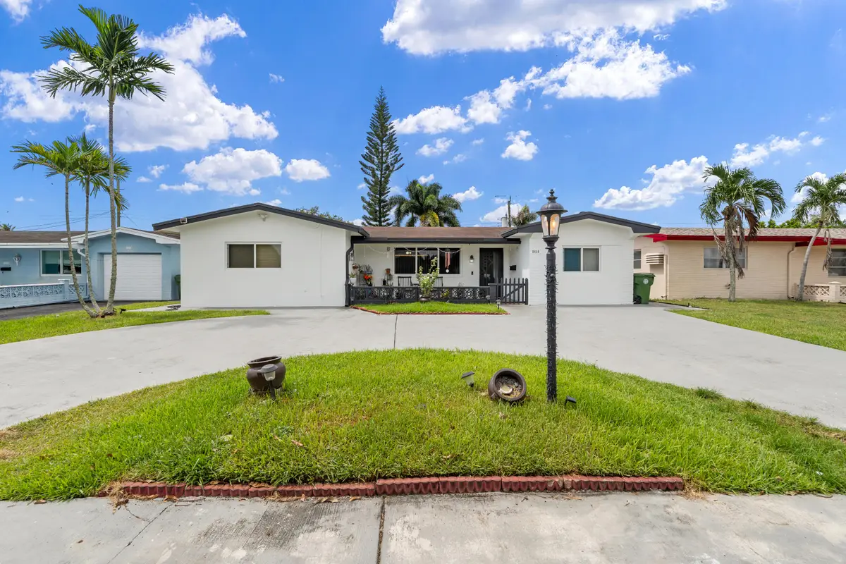 8460 NW 15th Street, Pembroke Pines, FL 33024 - #1
