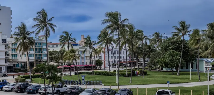 465 Ocean Drive #320, Miami Beach, FL 33139 - #3