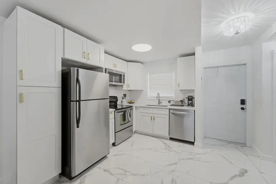 809 W Oakland Park Boulevard #K2, Oakland Park, FL 33311 - #2