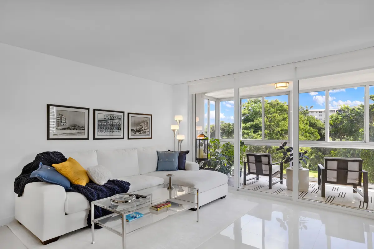 3930 Oaks Clubhouse Drive #401, Pompano Beach, FL 33069 - #1