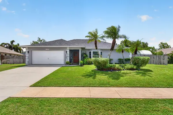 1630 Tamarack Way, Wellington, FL 33414