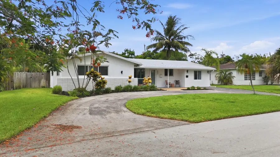 807 SE 9 Terrace, Deerfield Beach, FL 33441 - #2