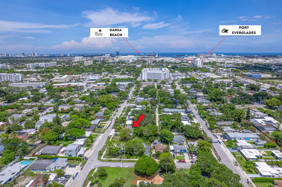 320 SW 21st Street, Fort Lauderdale, FL 33315 - #2