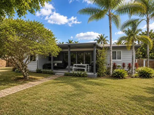 7830 SW 67th Avenue, South Miami, FL 33143