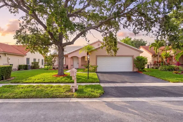 18871 NW 2nd Street, Pembroke Pines, FL 33029