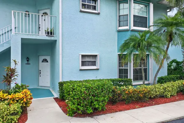1103 SW Swan Lake Circle #102, Port St Lucie, FL 34986