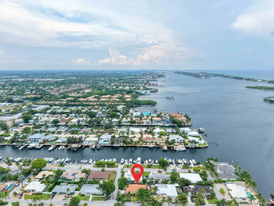815 South Road, Boynton Beach, FL 33435 - #2