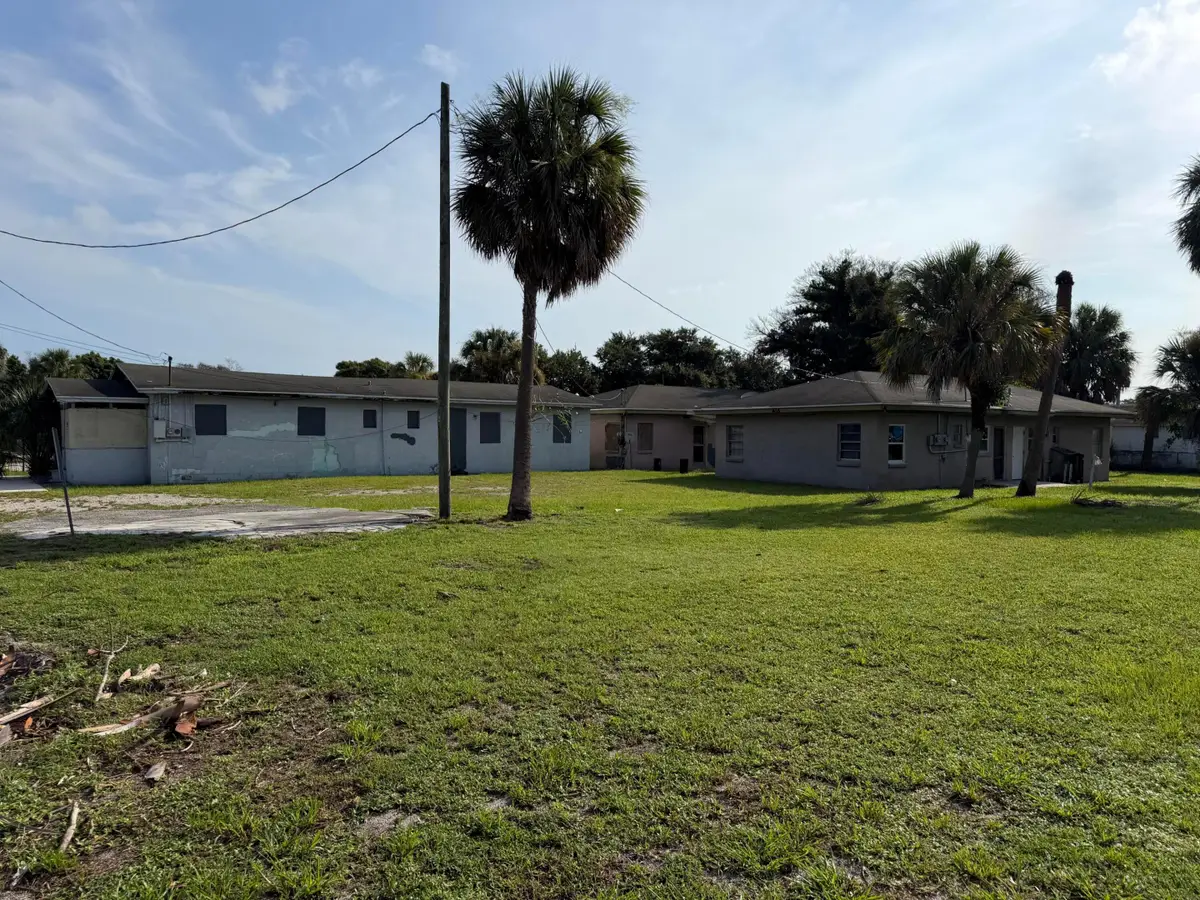 438 N 15th Street #1 & 2, Fort Pierce, FL 34950 - #1