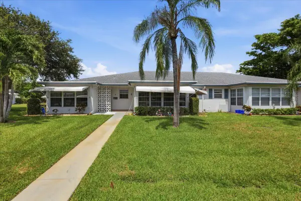 1172 S Drive Circle #B, Delray Beach, FL 33445