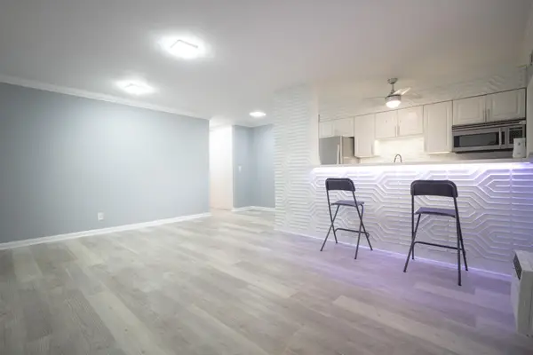 2621 Grant Street #10A, Hollywood, FL 33020
