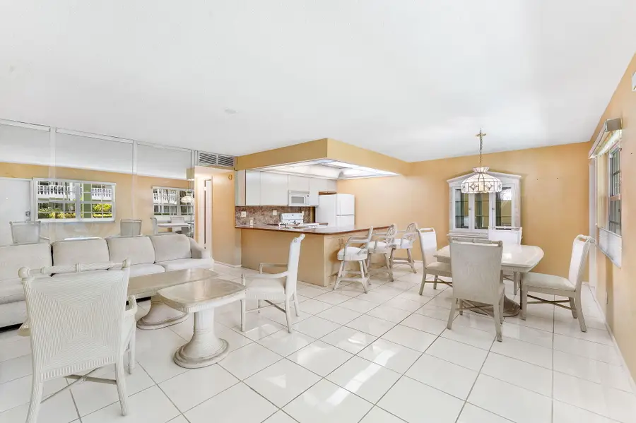 5208 NE 24th Terrace #F124, Fort Lauderdale, FL 33308 - #2