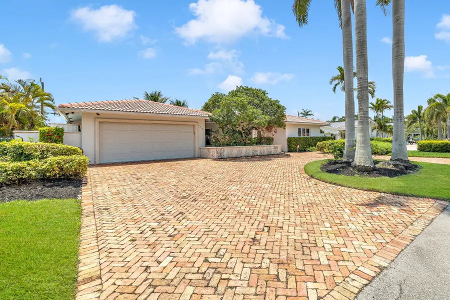 4220 NE 26th Avenue, Lighthouse Point, FL 33064 - #3
