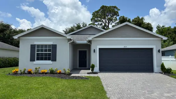 2055 46th Avenue, Vero Beach, FL 32966
