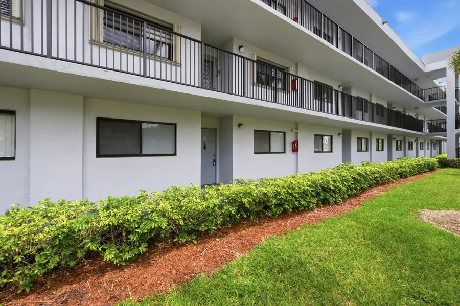 15355 Lakes Of Delray Blvd #103, Delray Beach, FL 33484 - #3
