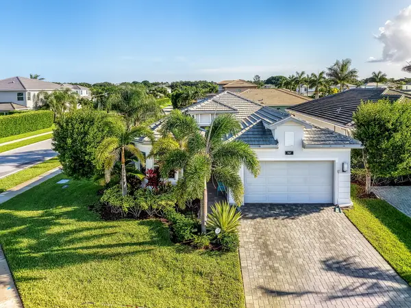 7887 Waterford Isles Lane, Delray Beach, FL 33446