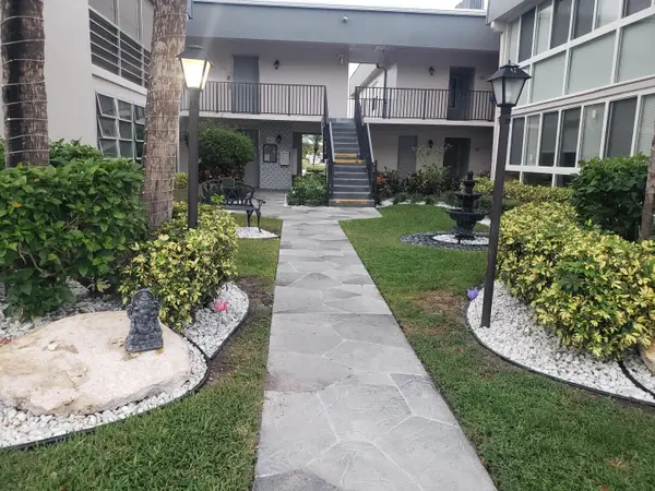 54 Piedmont B, Delray Beach, FL 33484