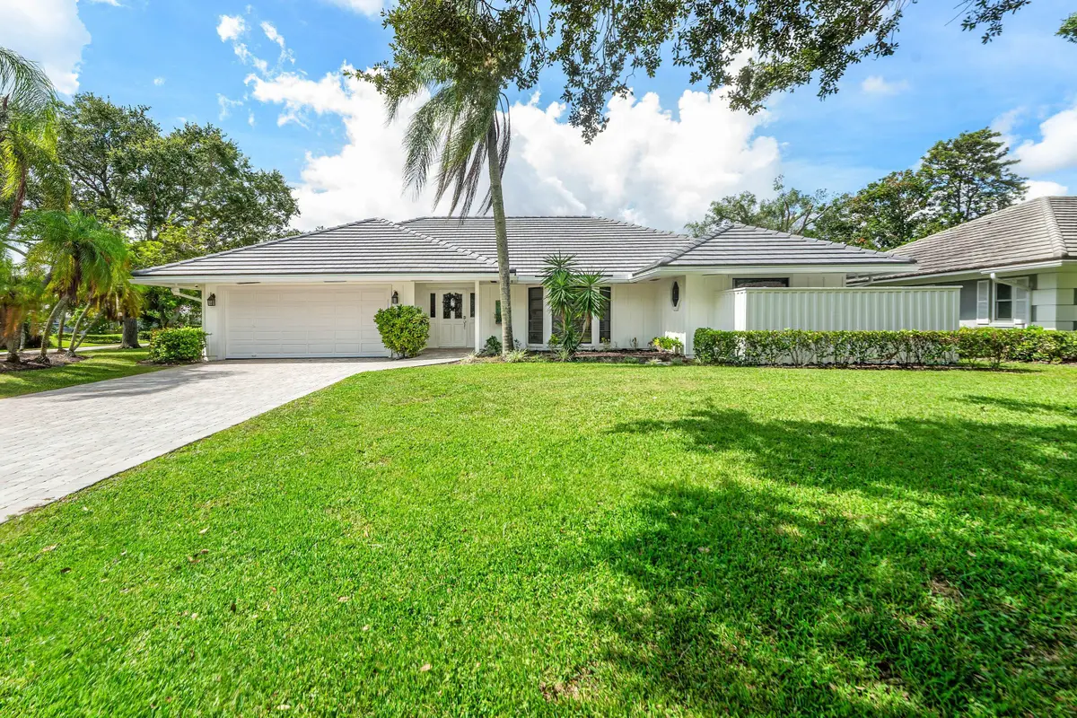 13 St Giles Road, Palm Beach Gardens, FL 33418 - #1