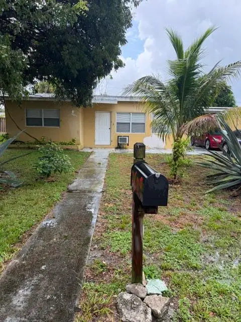 2609 NE 4th Street, Boynton Beach, FL 33435 - #1
