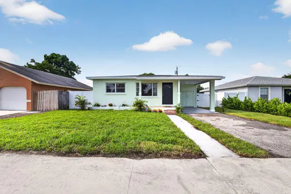 1547 W 10th Street, Riviera Beach, FL 33404