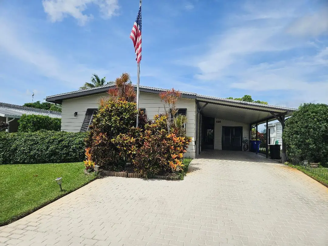 7680 SE Shenandoah Drive, Hobe Sound, FL 33455 - #1